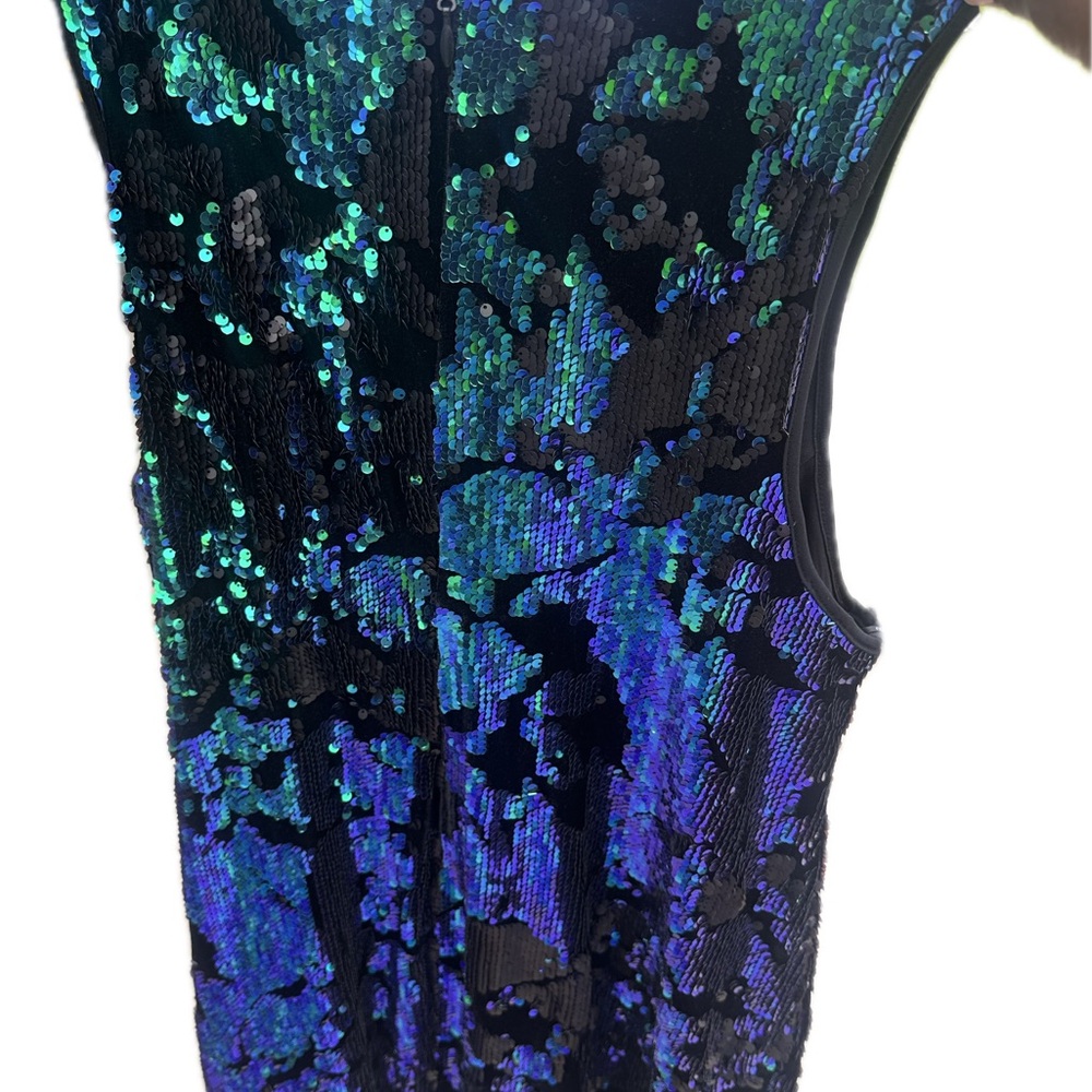 Sequin V-Neck Dress - Picture 7 of 7